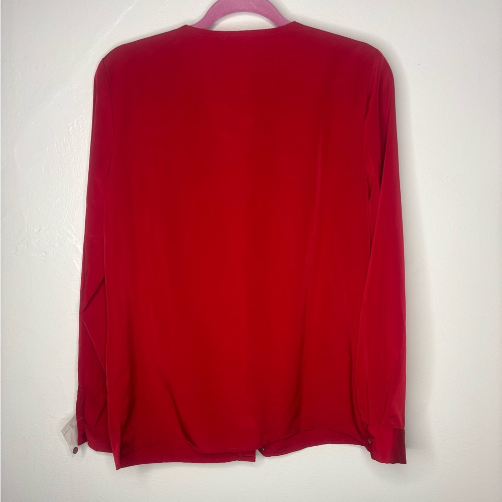 Chic Red Ruffle Front Blouse - Picture 3 of 4